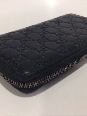 Gucci GG Black Embossed Leather Large Zip Wallet